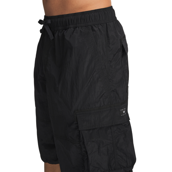 Under Armour SU Woven Shorts - Men's - Black