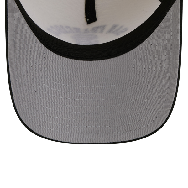 New Era Giants 9FORTY A-Frame UPSD Arch Cap - Adult - White/Black - Image 7