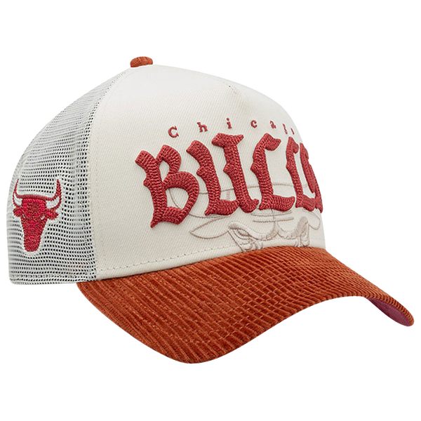 New Era Bulls 940AF Old English Energy Cap - Adult - White/Red - Image 3