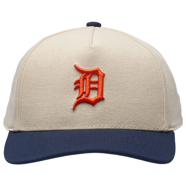 Mitchell & Ness Tigers Off White Pro Pinch Cap - Adult - White/Navy - Image 2