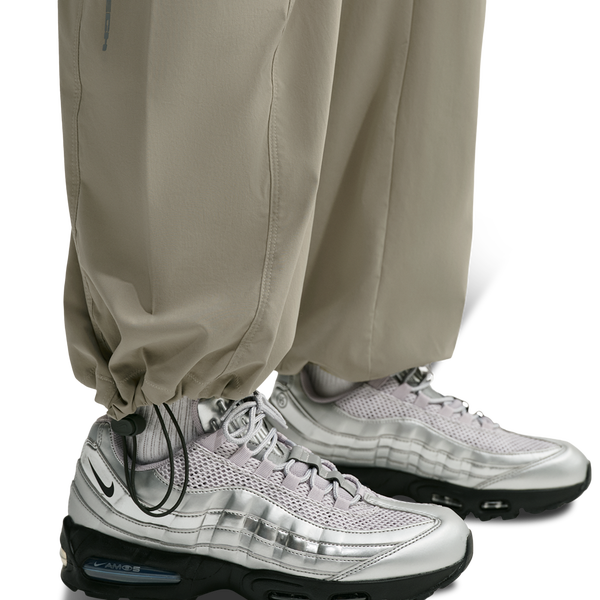 Nike Dri-Fit Tech Helios Sun Pant - Men's - Black/Light Army - Image 4