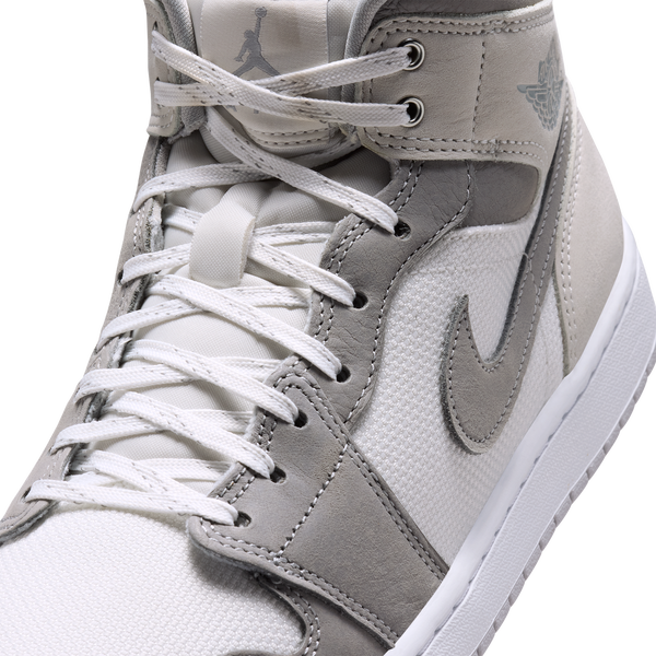 Jordan Air Jordan 1 Mid SE - Men's - Summit White/Light Smoke Grey/Phantom - Image 7