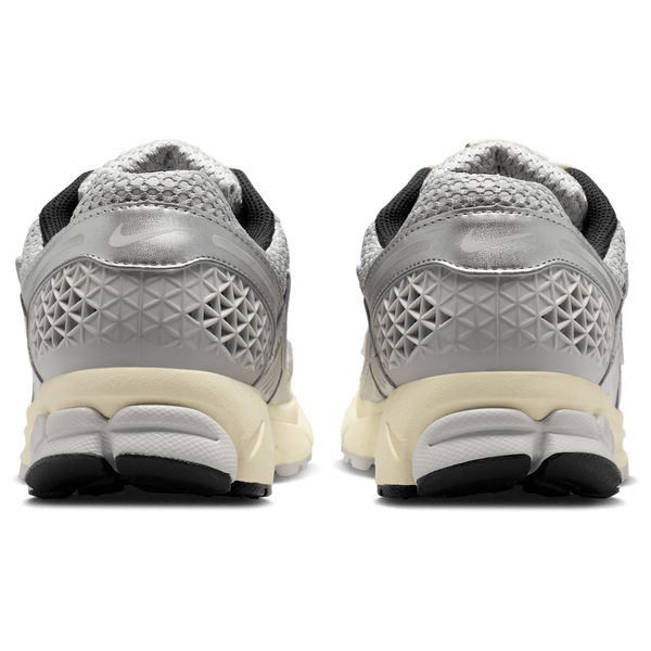 Nike Zoom Vomero 5 - Men's - Grey Fog/Chrome/Metallic Silver - Image 3