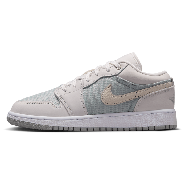 Jordan Air Jordan 1 Low SE - Boys' Grade School - Soft Pearl/Light Smoke Grey/Off White - Image 2