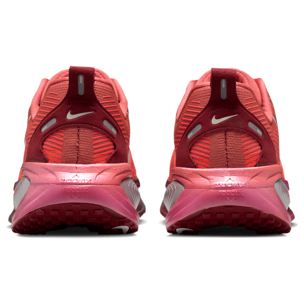 Nike Vomero 18 - Women's - Lt Redwood/Barely Green/Brt Crimson - Image 3