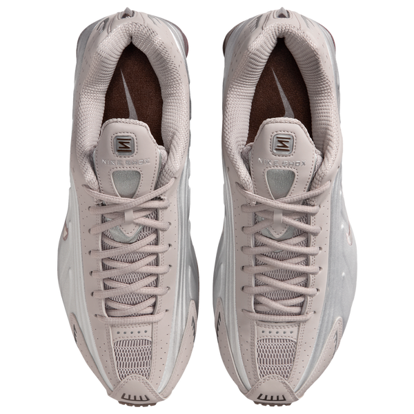 Nike Shox R4 - Men's - Cave Stone/Cave Stone/College Grey - Image 4