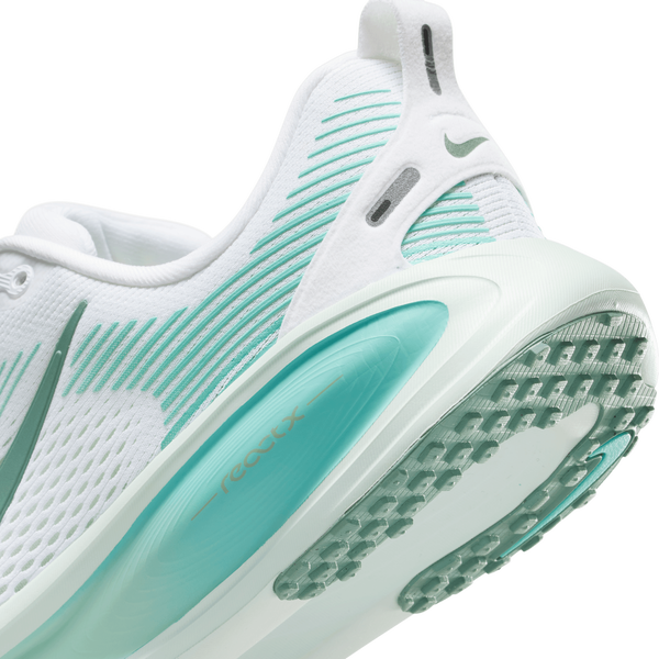 Nike Vomero 18 - Girls' Grade School - White/Cannon/Bleached Turquoise - Image 8