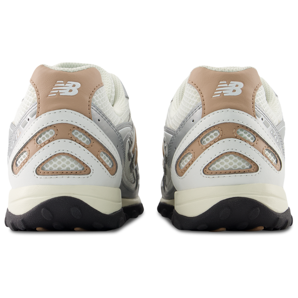 New Balance 204L - Women's - Silver Metallic/Flat Taupe - Image 3