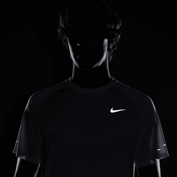Nike Dri-FIT ADV STRIDE SS TOP - Men's - White/Reflective Silver - Image 4